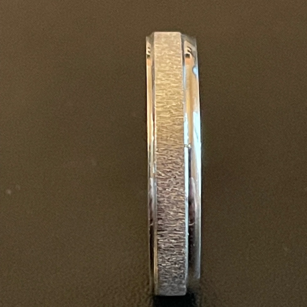 3mm stainless steel frosted ring - Picture 5 of 10